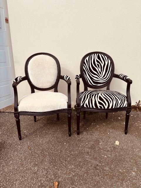 Paire de fauteuil black&white_Géraldine Maillot Paire de fauteuil black&white_Géraldine Maillot